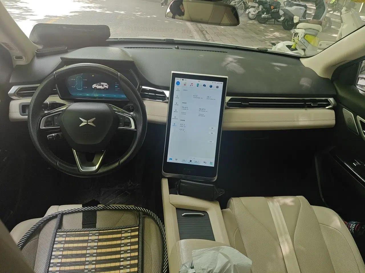 XPeng G3 2019 Smart Edition — миниатюра 9