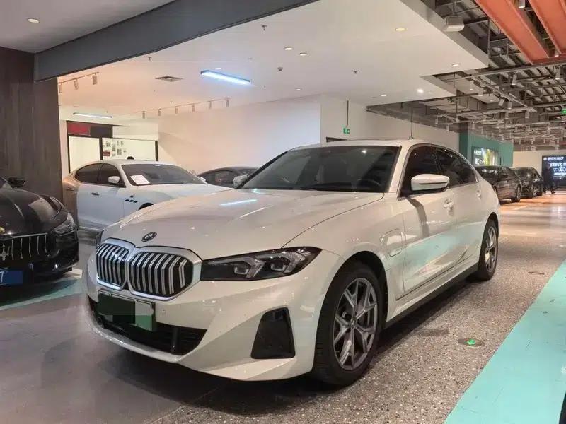 BMW i3 2023 eDrive35L — миниатюра 1
