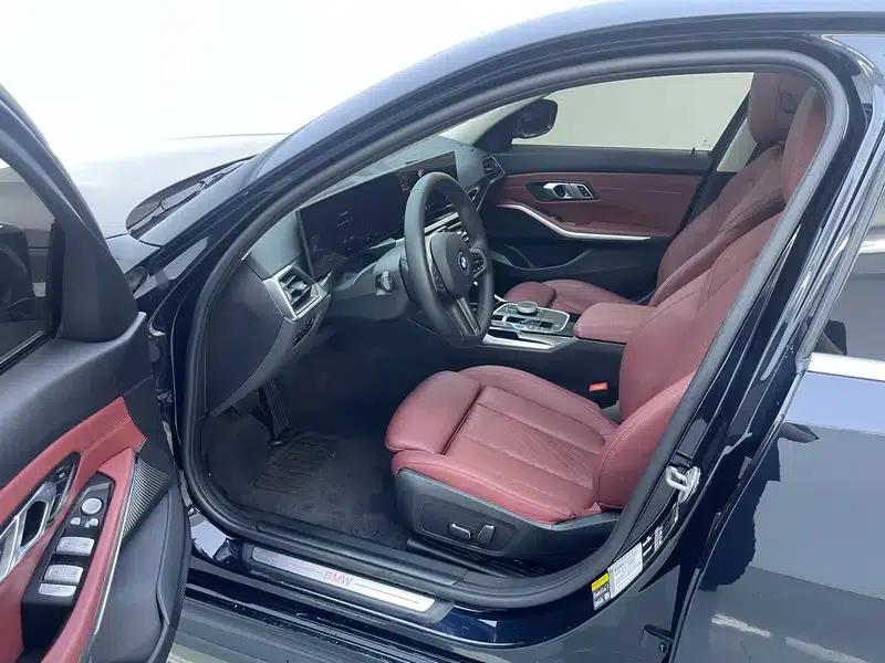 BMW i3 2023 eDrive35L — миниатюра 17