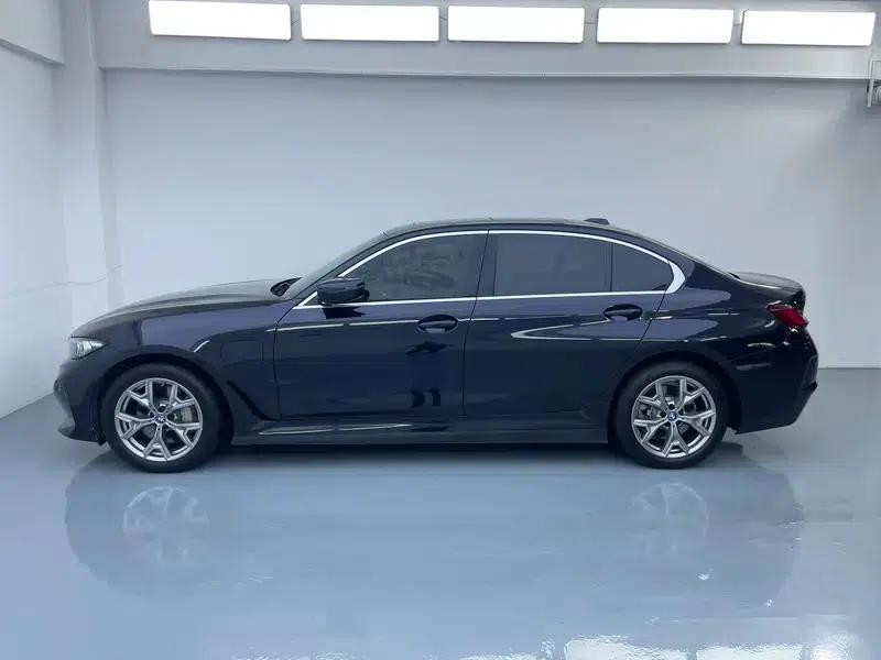 BMW i3 2023 eDrive35L — миниатюра 4