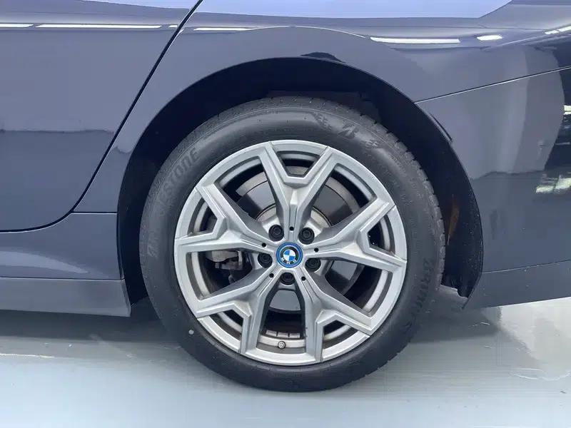 BMW i3 2023 eDrive35L — миниатюра 9