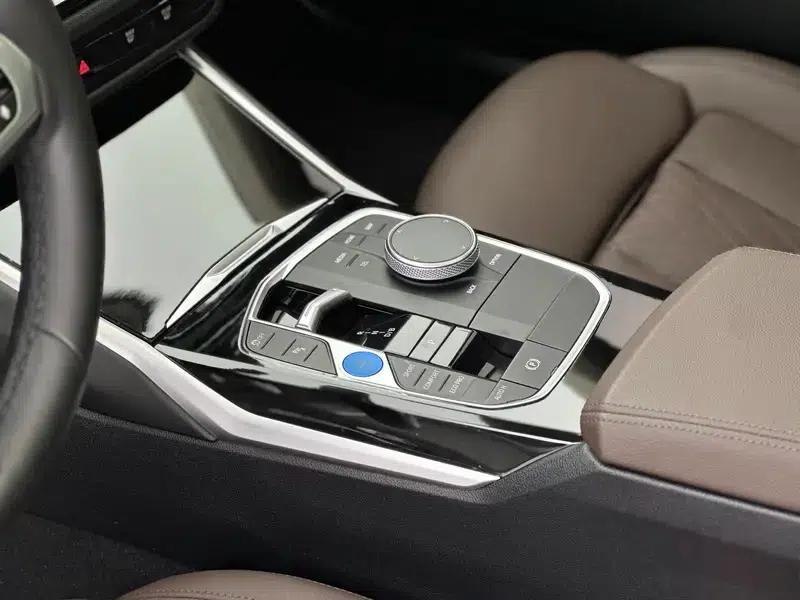 BMW i3 2022 eDrive35L — миниатюра 13