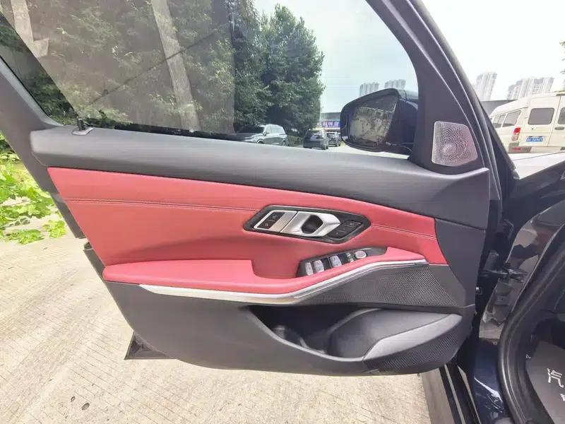 BMW i3 2023 eDrive35L — миниатюра 16