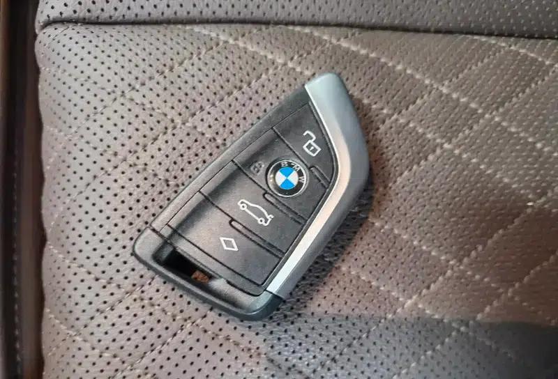 BMW i3 2025 eDrive35L — миниатюра 11