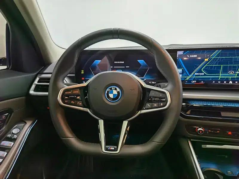 BMW i3 2025 eDrive35L — миниатюра 16