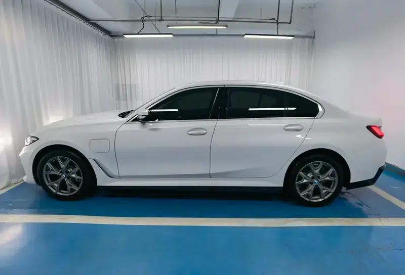 BMW i3 2025 eDrive35L — миниатюра 4