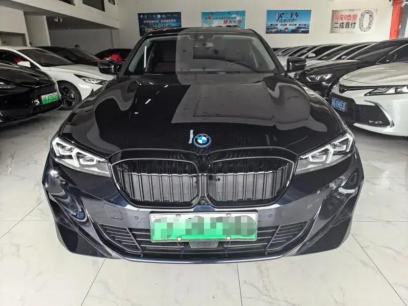 BMW i3 2025 eDrive35L — миниатюра 2