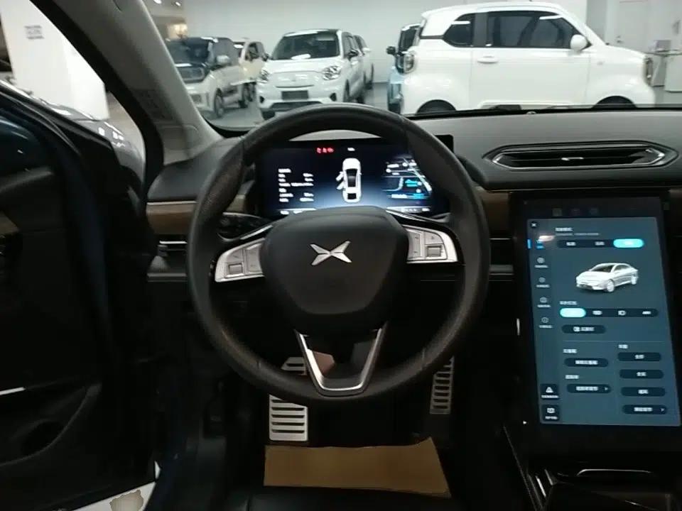 XPeng P5 2023 Smart Drive Edition — миниатюра 13