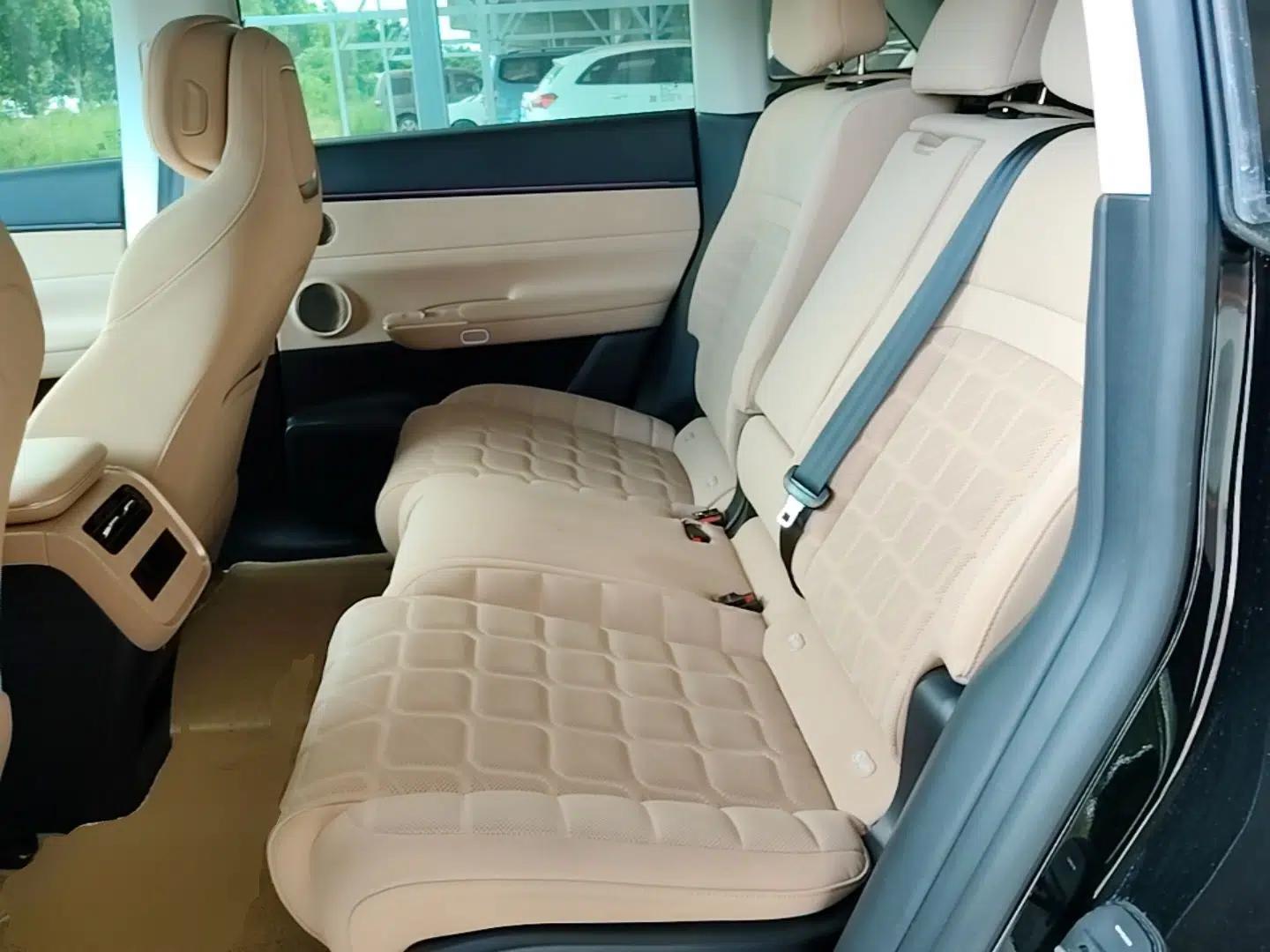 EXEED Star Era ET 2024 Range-Extended 200 Pro — миниатюра 20