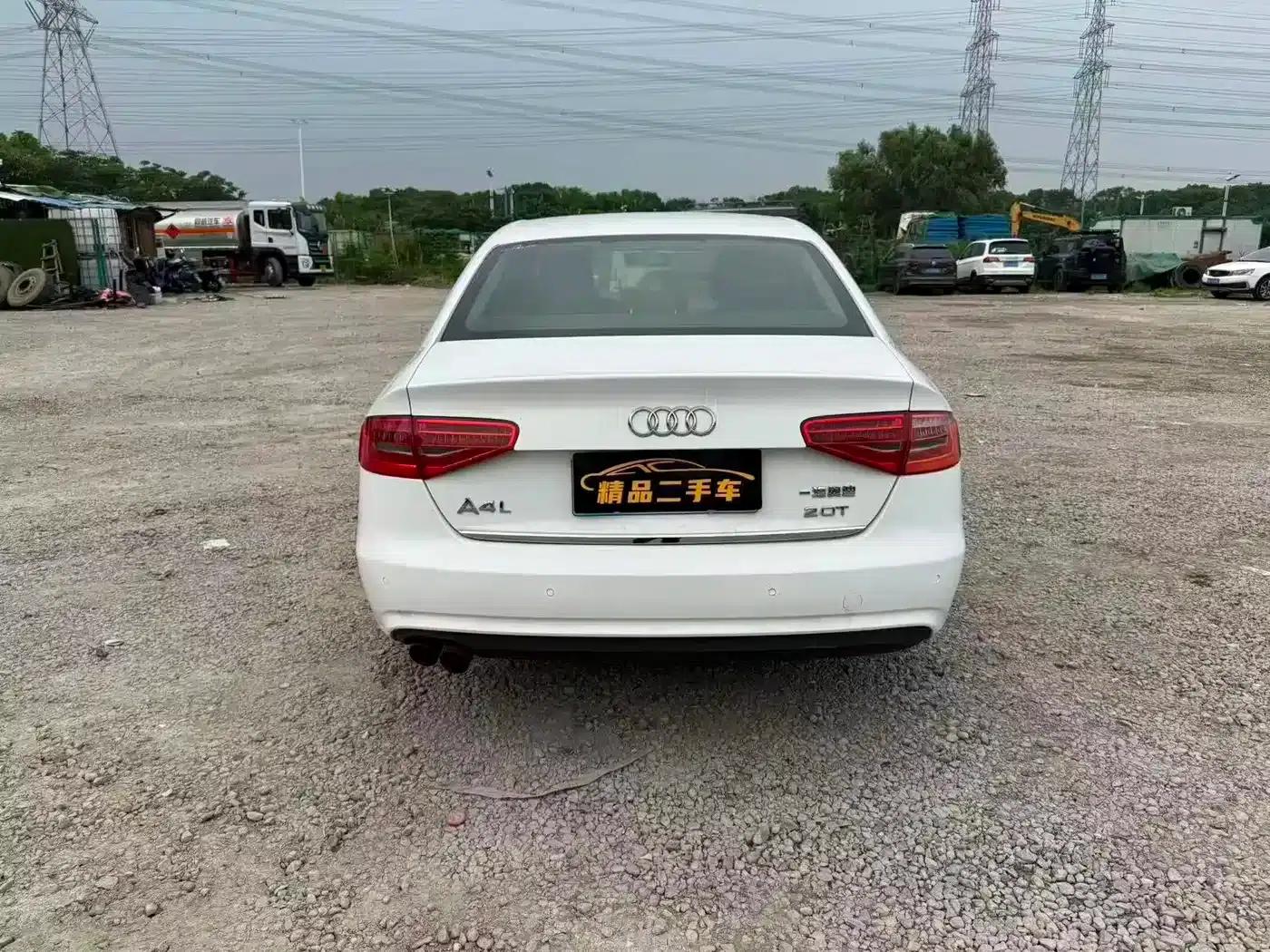 Audi A4L 2013 35 TFSI Automatic Comfort — миниатюра 8