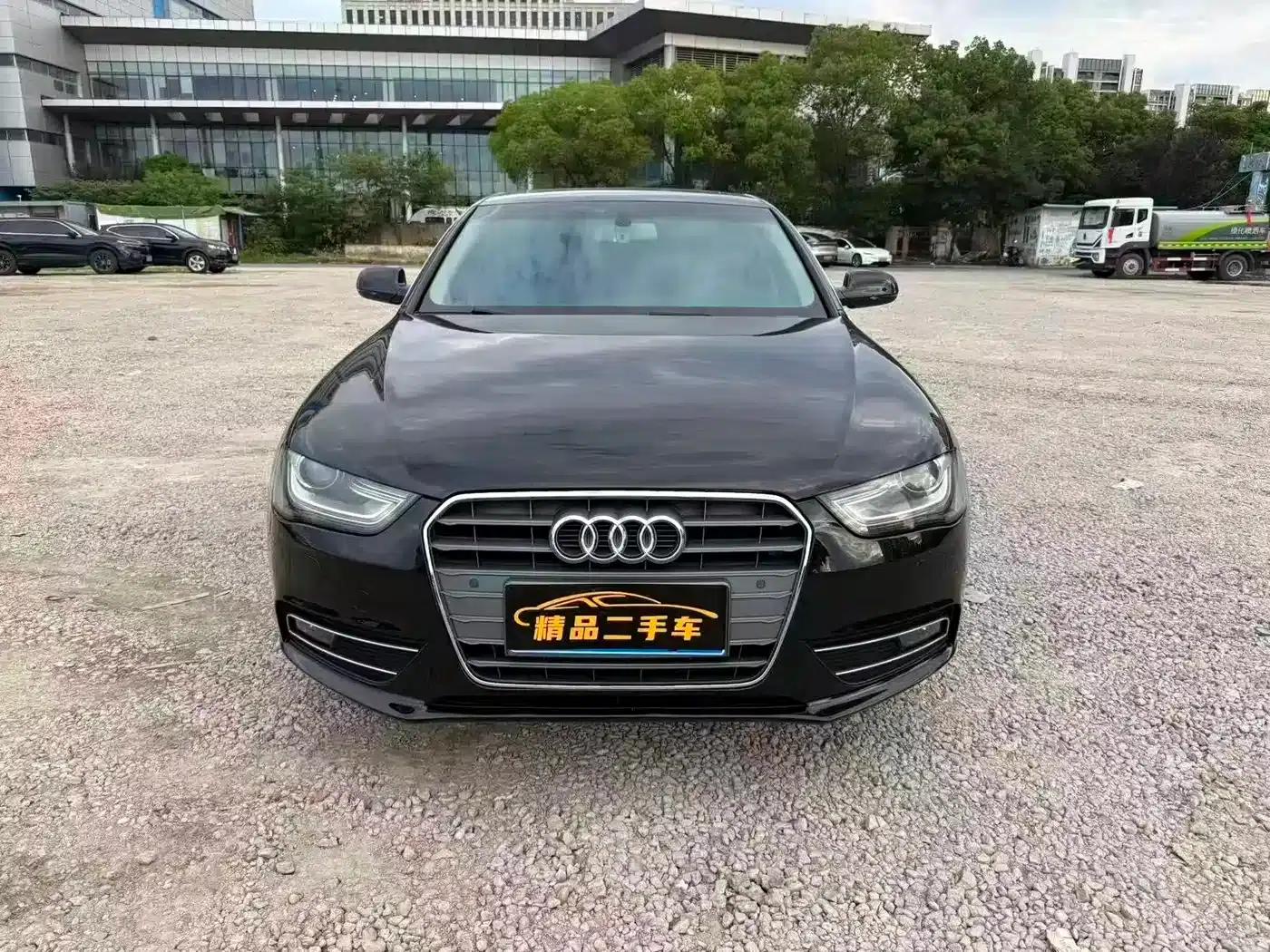 Audi A4L 2015 45 TFSI quattro Sport Edition — миниатюра 1