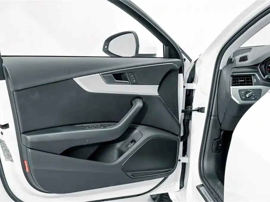 Audi A4L 2020 40 TFSI Fashion Dynamic Edition — миниатюра 15