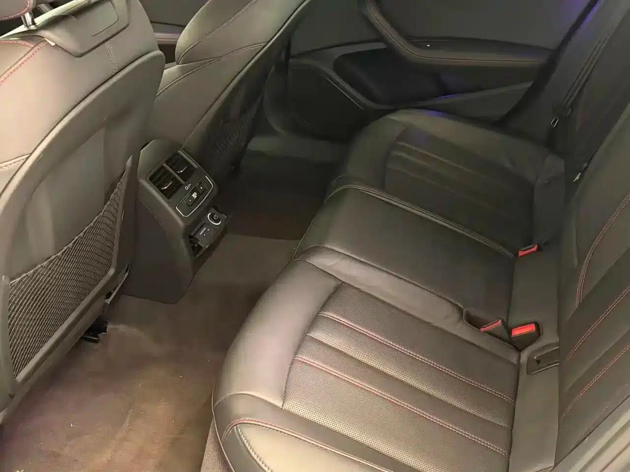 Audi A4L 2022 40 TFSI quattro RS Package (Sports Edition) — миниатюра 11