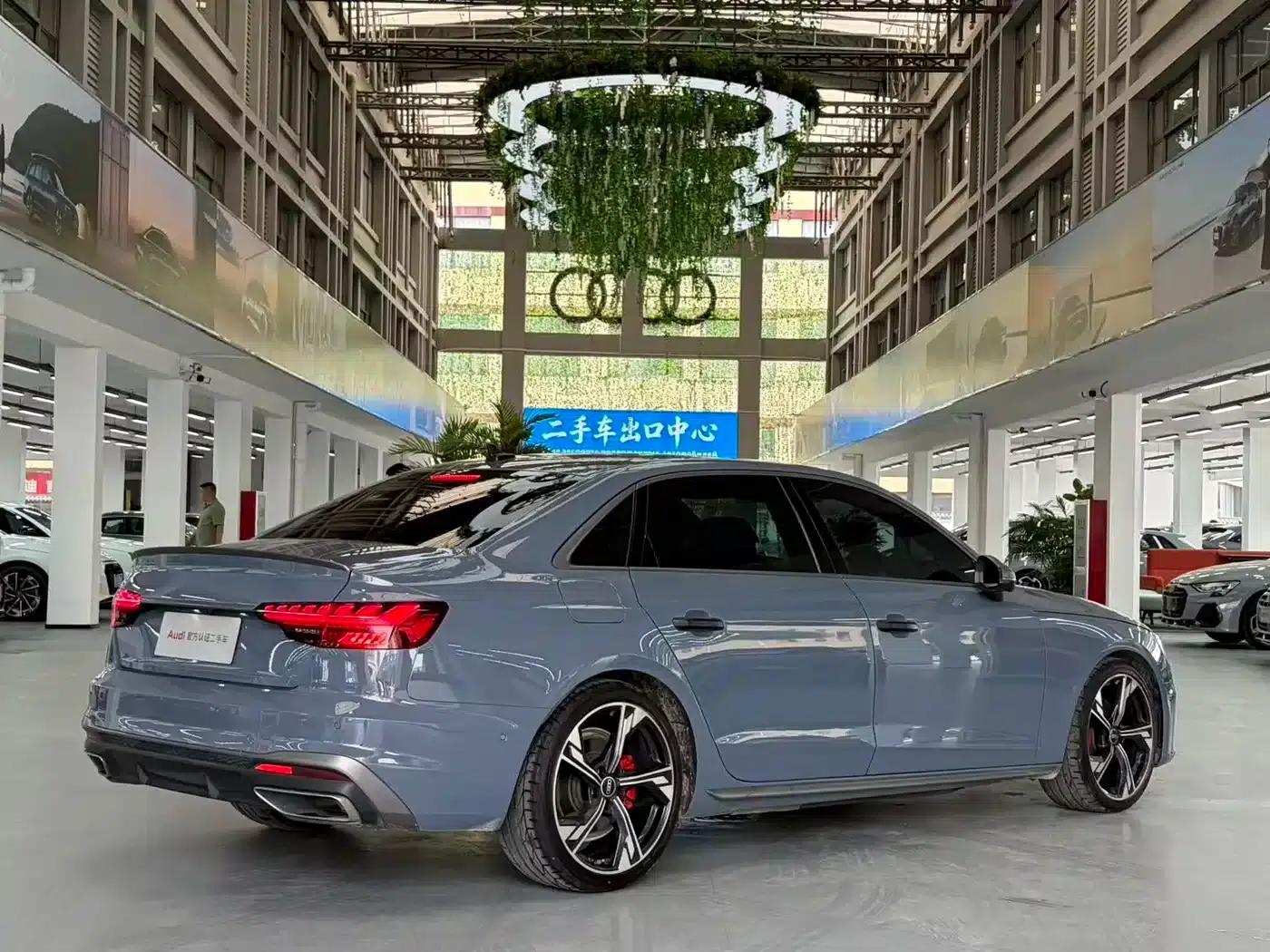 Audi A4L 2022 40 TFSI quattro RS Package (Sports Edition) — миниатюра 4