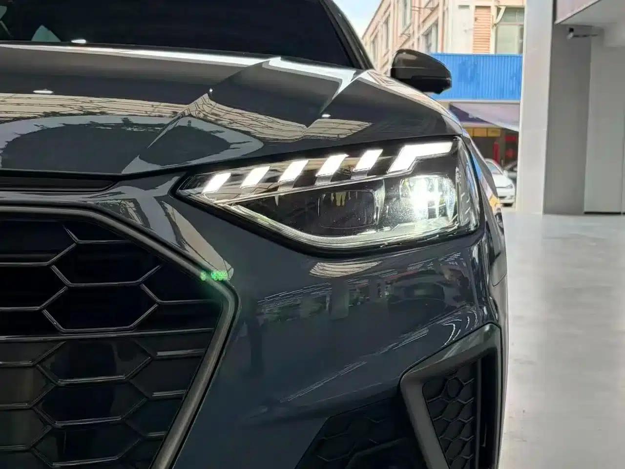 Audi A4L 2022 40 TFSI quattro RS Package (Sports Edition) — миниатюра 7