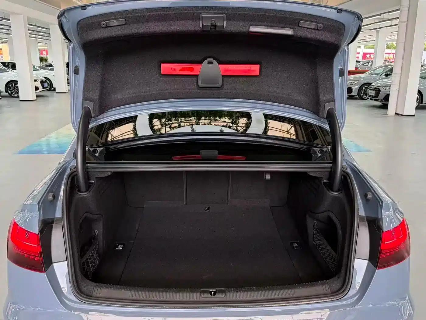 Audi A4L 2022 40 TFSI quattro RS Package (Sports Edition) — миниатюра 8