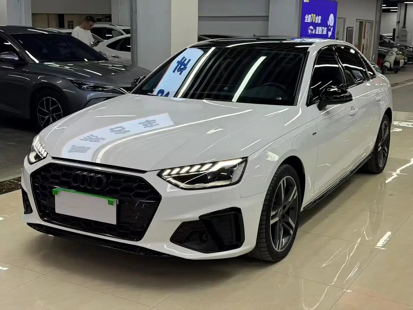 Audi A4L 2022 40 TFSI Luxury Dynamic — миниатюра 1