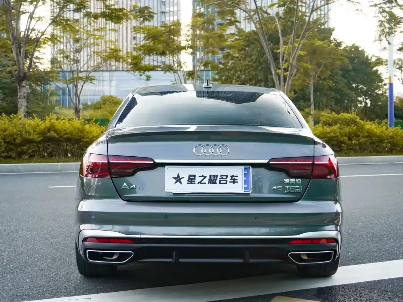 Audi A4L 2020 40 TFSI quattro Luxury Dynamic — миниатюра 3
