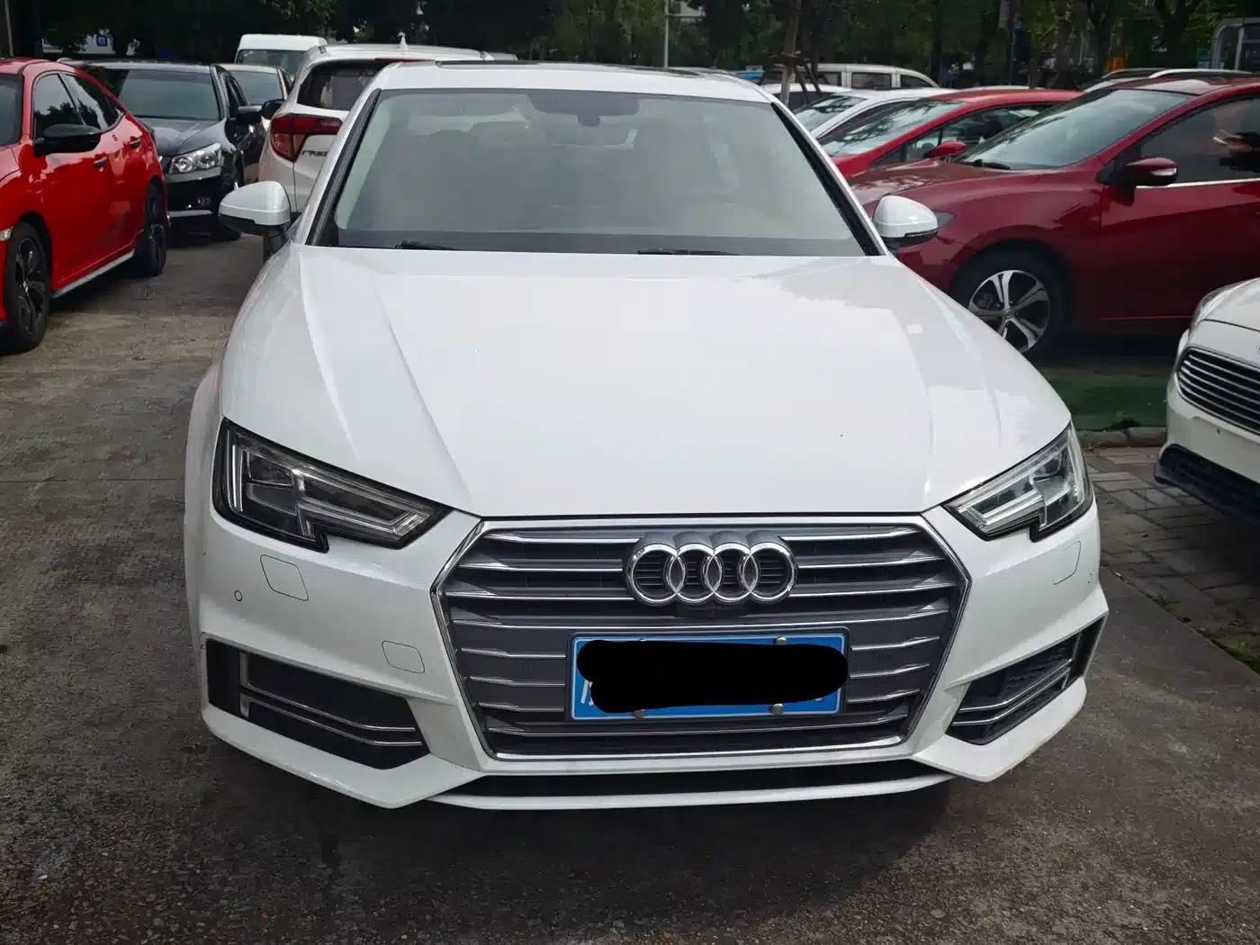Audi A4L 2018 30th Anniversary Edition 40 TFSI Fashion Model — миниатюра 2