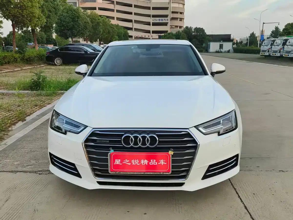 Audi A4L 2017 Plus 45 TFSI quattro Sport — миниатюра 2