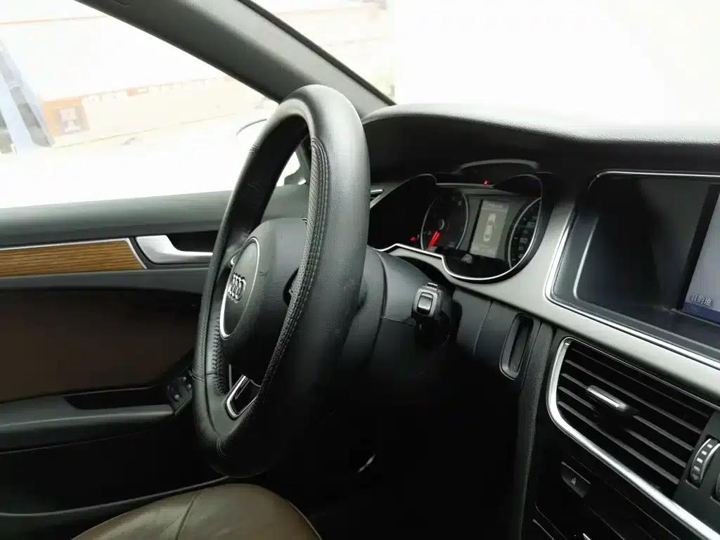 Audi A4L 2016 35 TFSI Classic Edition S line Luxury — миниатюра 22