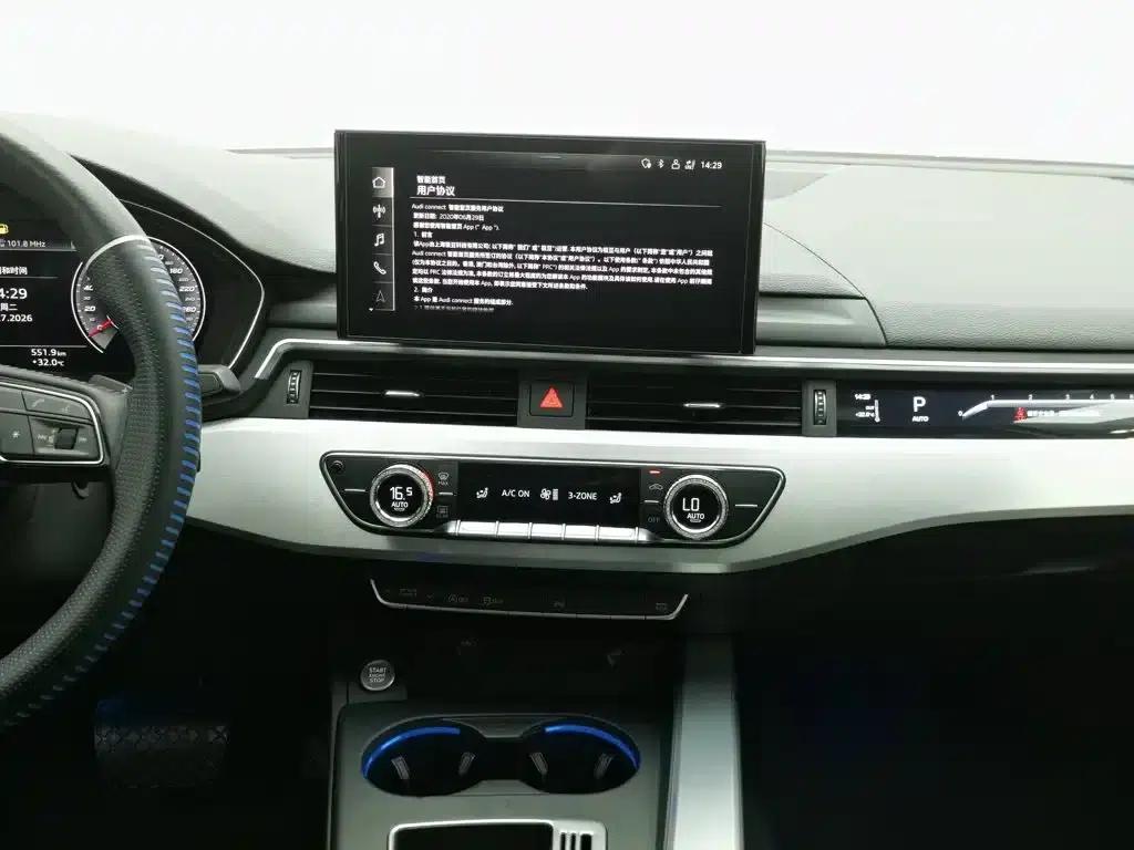 Audi A4L 2020 40 TFSI Fashion Dynamic Edition — миниатюра 12