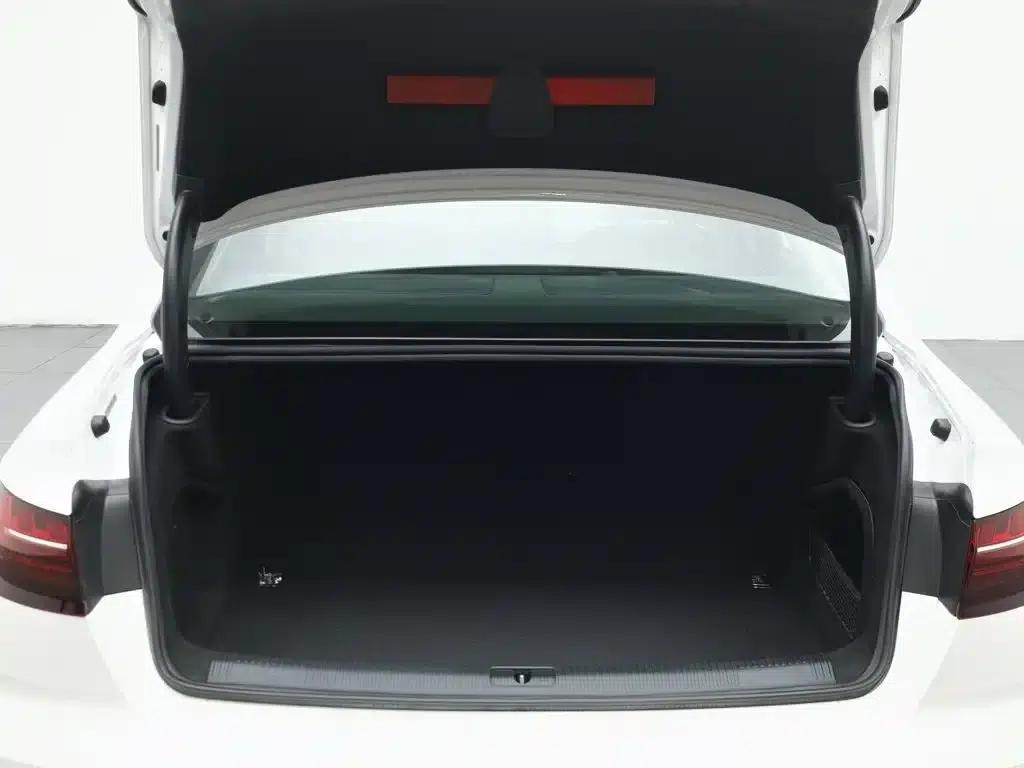 Audi A4L 2020 40 TFSI Fashion Dynamic Edition — миниатюра 16
