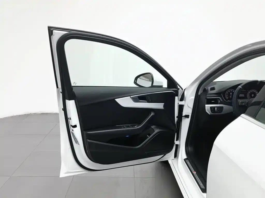 Audi A4L 2020 40 TFSI Fashion Dynamic Edition — миниатюра 8