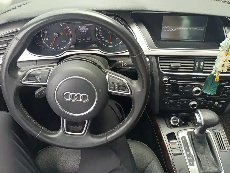 Audi A4L 2013 35 TFSI Automatic Standard Edition — миниатюра 12
