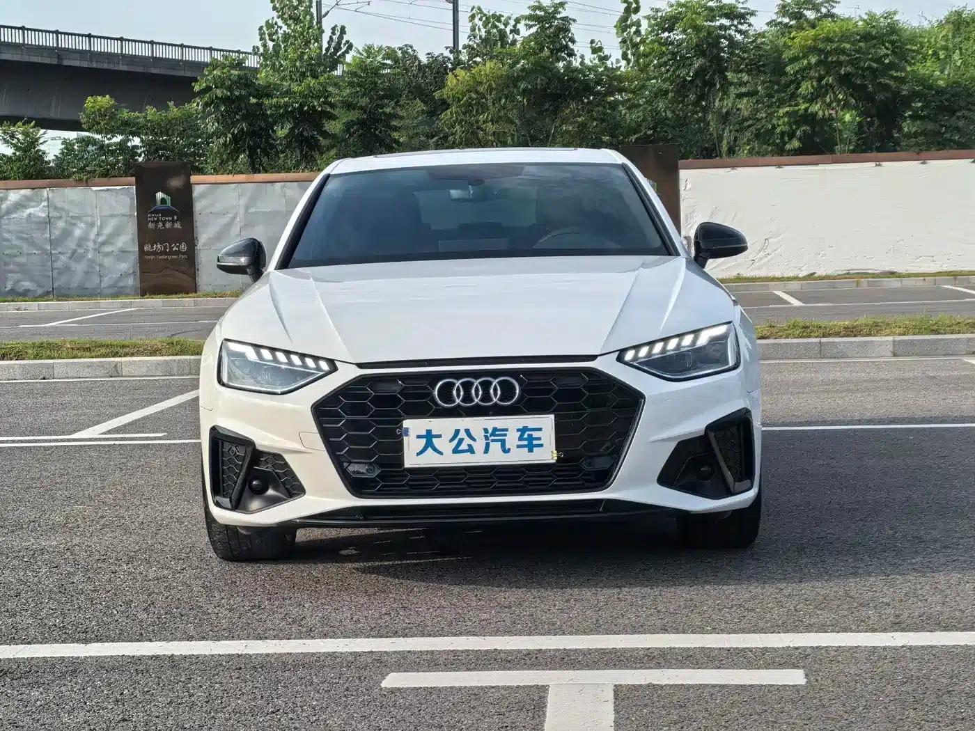 Audi A4L 2024 40 TFSI Luxury Dynamic — миниатюра 2