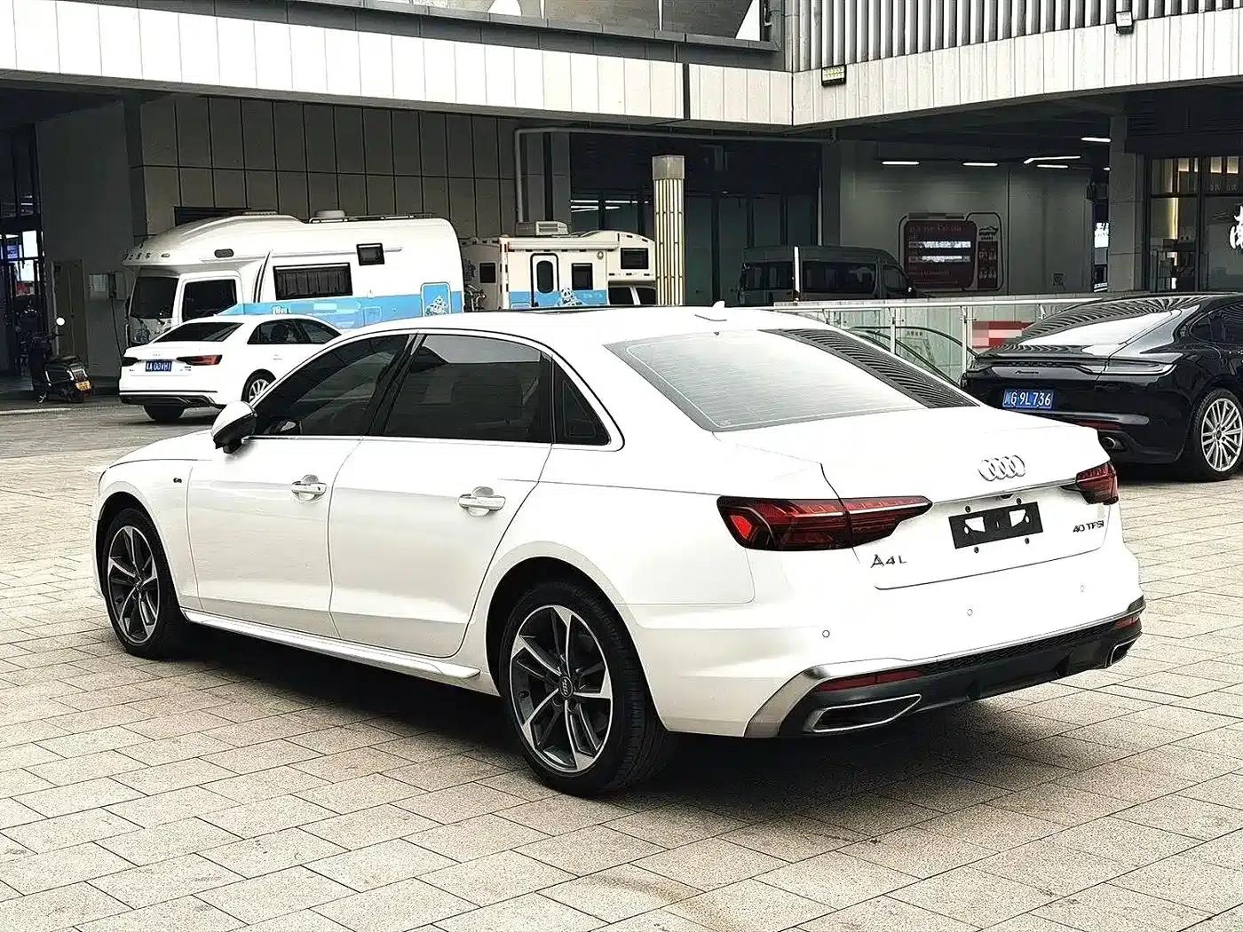 Audi A4L 2022 40 TFSI Fashion Dynamic Edition — миниатюра 4
