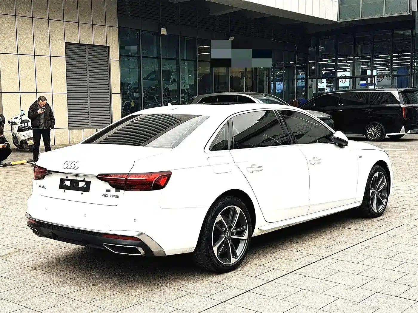 Audi A4L 2022 40 TFSI Fashion Dynamic Edition — миниатюра 6