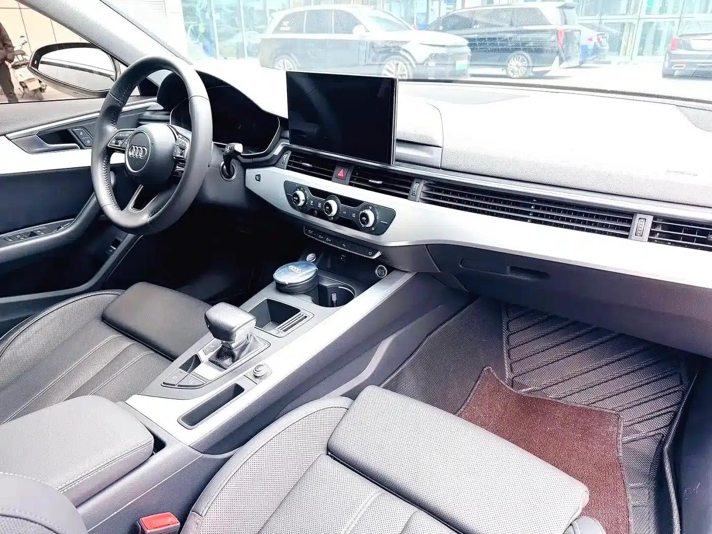 Audi A4L 2022 40 TFSI Fashion Dynamic Edition — миниатюра 9