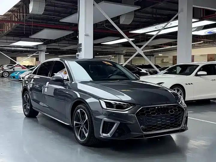 Audi A4L 2022 40 TFSI Fashion Dynamic Edition — миниатюра 3