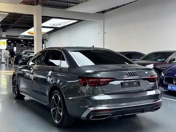 Audi A4L 2022 40 TFSI Fashion Dynamic Edition — миниатюра 21