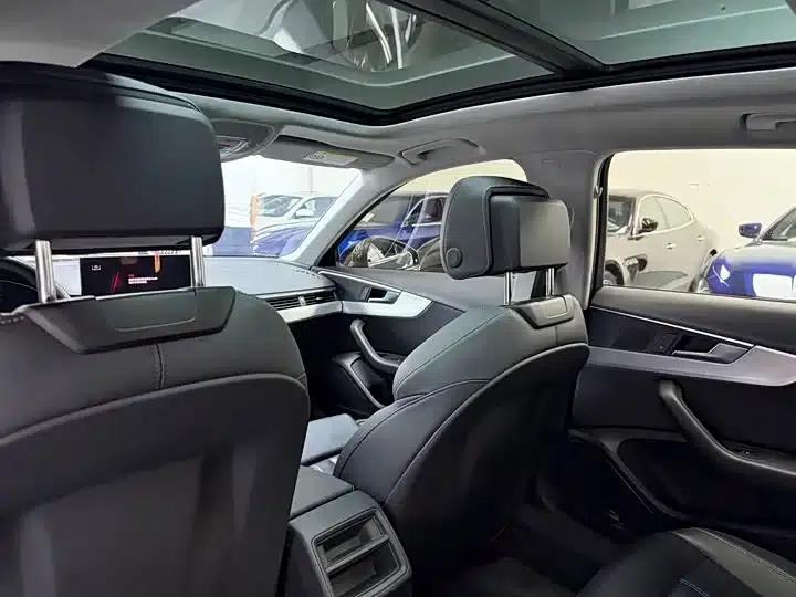Audi A4L 2022 40 TFSI Fashion Dynamic Edition — миниатюра 9