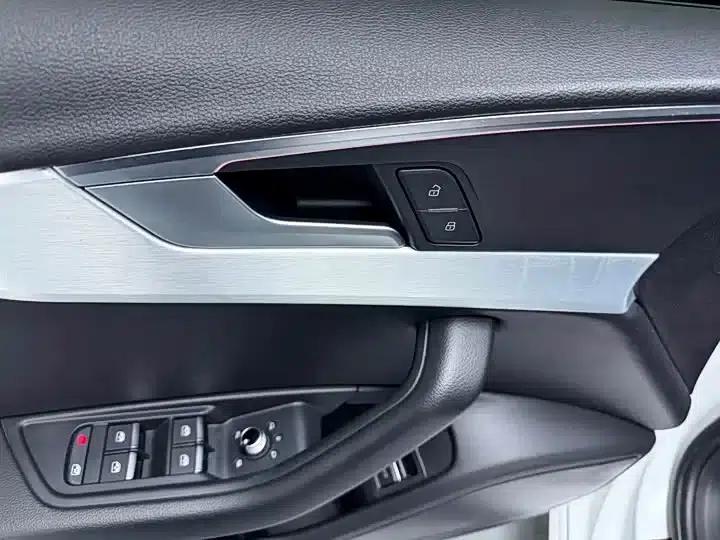 Audi A4L 2020 40 TFSI Luxury Dynamic — миниатюра 6