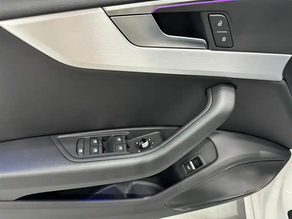 Audi A4L 2020 40 TFSI quattro Luxury Dynamic — миниатюра 14