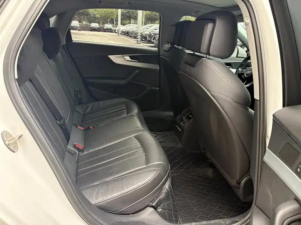 Audi A4L 2022 40 TFSI Fashion Dynamic Edition — миниатюра 13