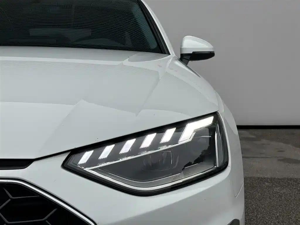 Audi A4L 2022 40 TFSI Fashion Dynamic Edition — миниатюра 6