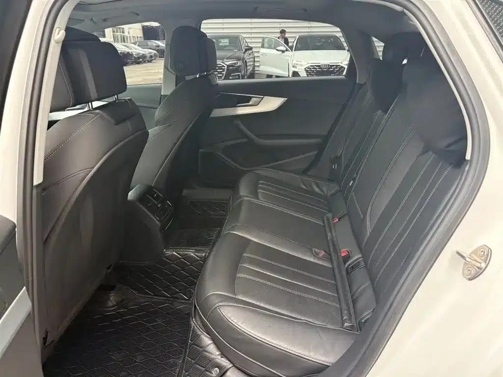 Audi A4L 2022 40 TFSI Fashion Dynamic Edition — миниатюра 9