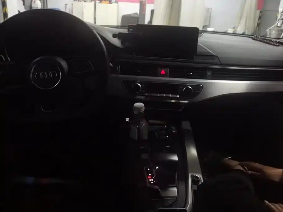 Audi A4L 2018 30th Anniversary Edition 40 TFSI Sport — миниатюра 12