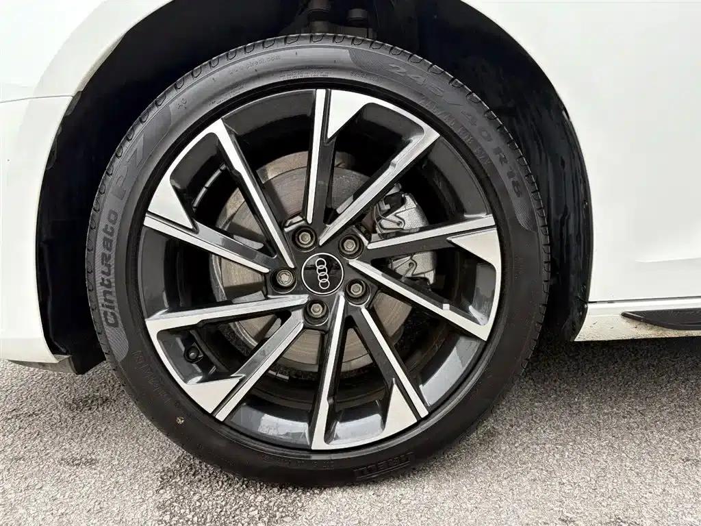Audi A4L 2023 40 TFSI Luxury Dynamic — миниатюра 8