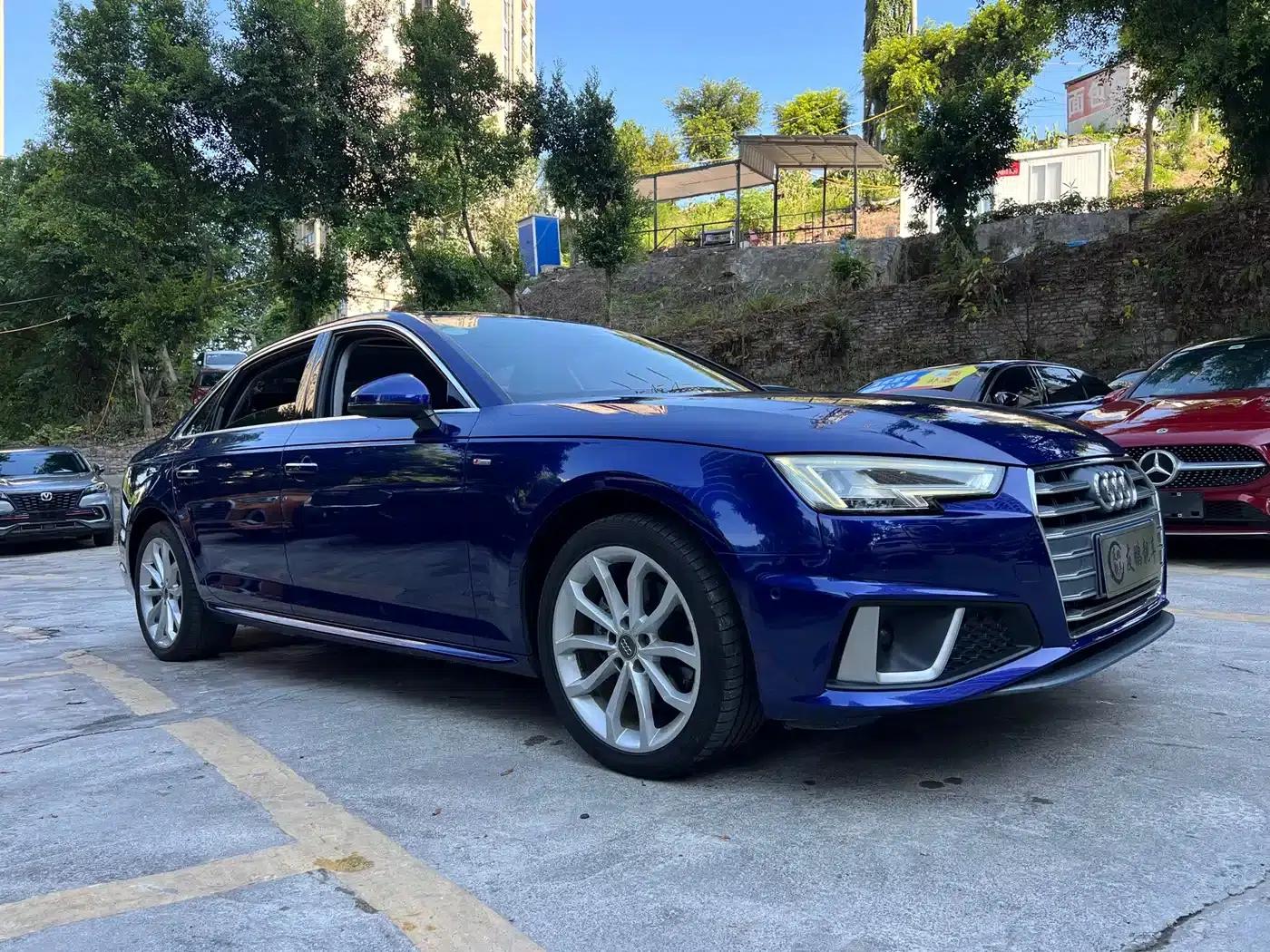 Audi A4L 2019 40 TFSI Fashion Edition (National V Emission Standard) — миниатюра 3