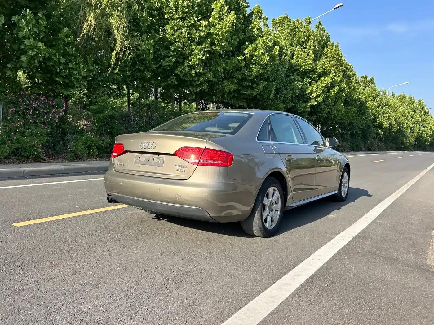 Audi A4L 2011 2.0 TFSI Technology Edition — миниатюра 5