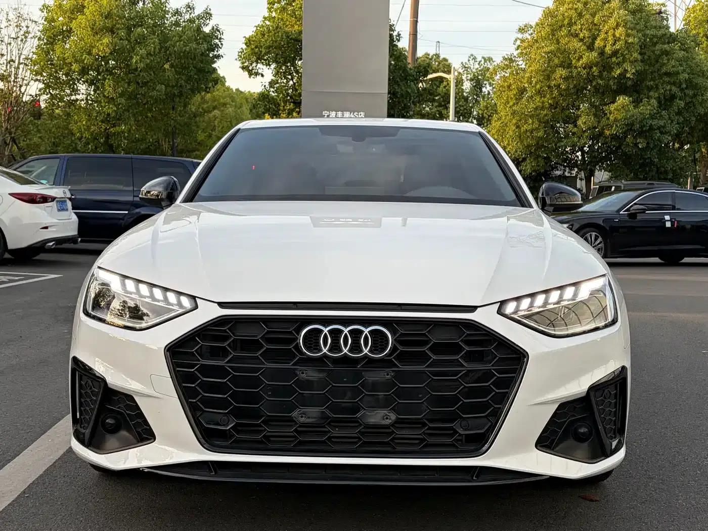 Audi A4L 2024 40 TFSI Luxury Dynamic — миниатюра 2