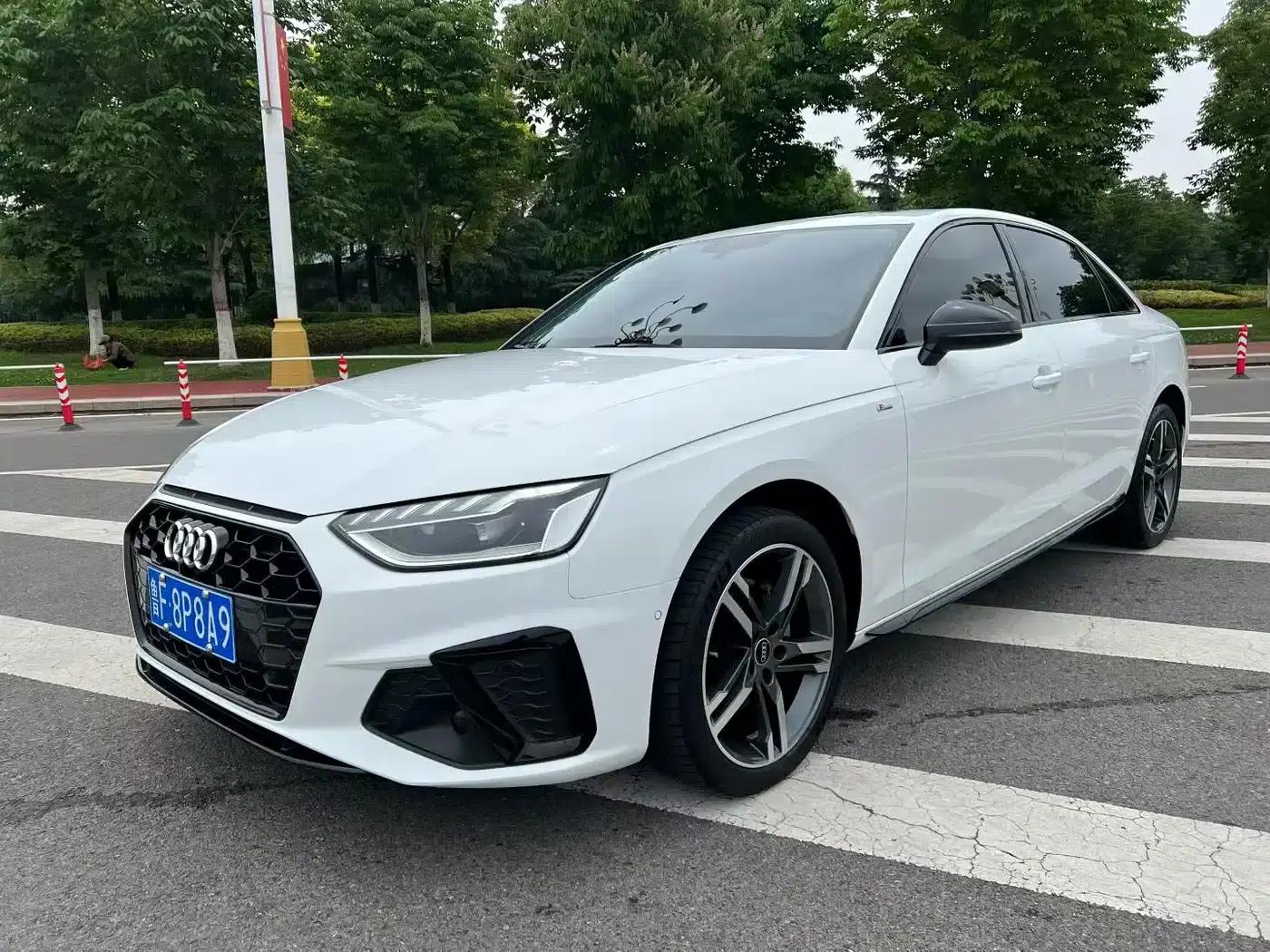 Audi A4L 2022 40 TFSI Luxury Dynamic — миниатюра 1