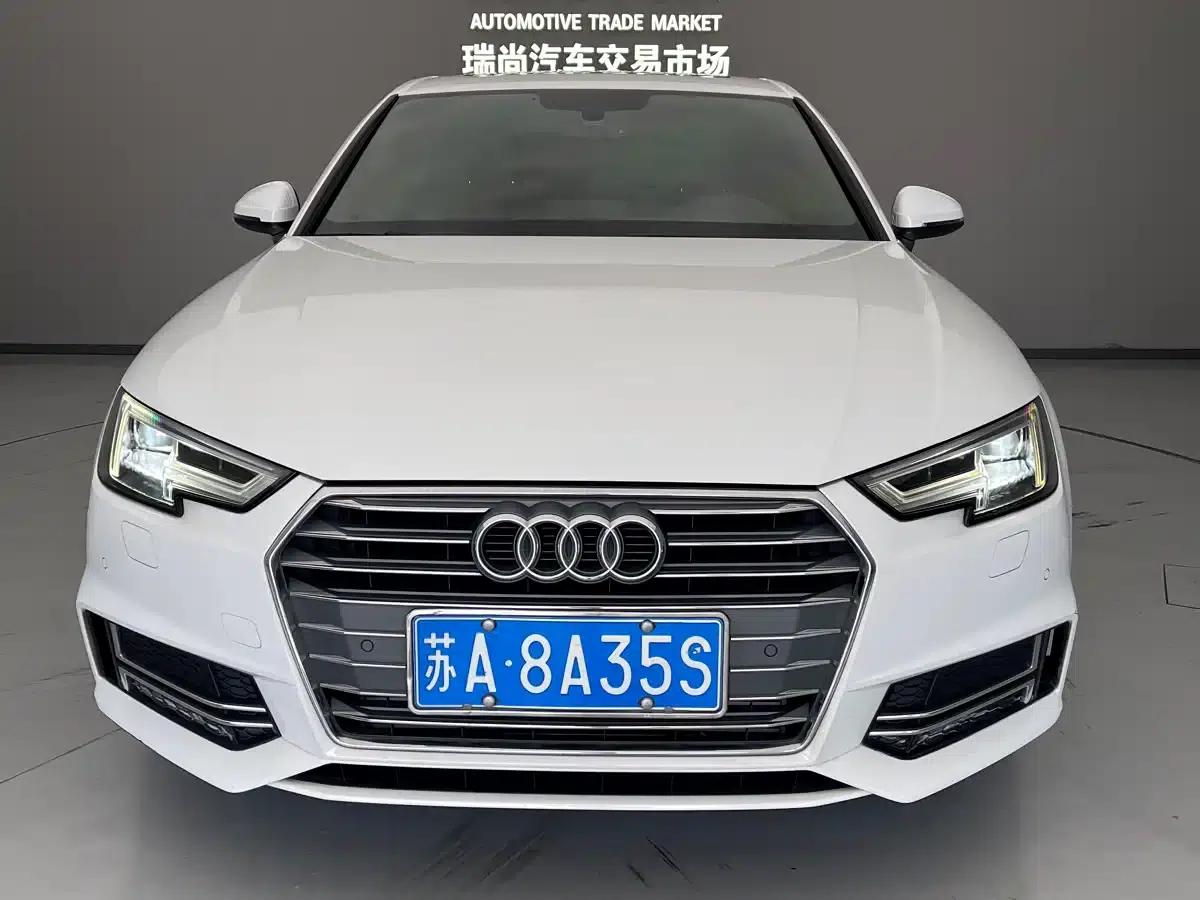 Audi A4L 2018 30th Anniversary Edition 40 TFSI Fashion Model — миниатюра 14