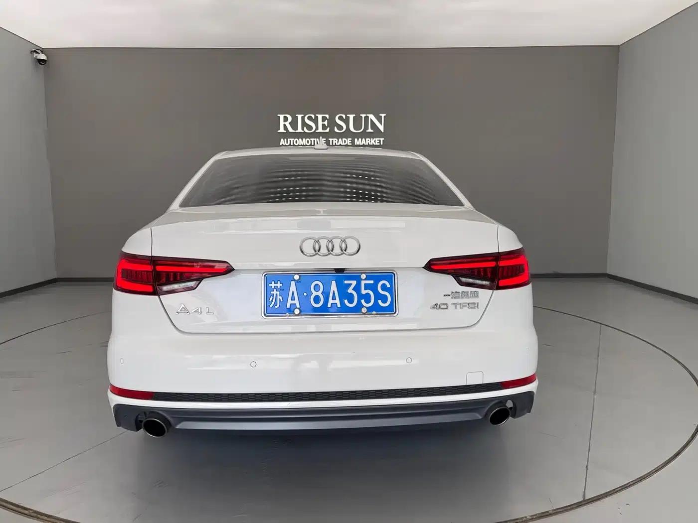 Audi A4L 2018 30th Anniversary Edition 40 TFSI Fashion Model — миниатюра 5