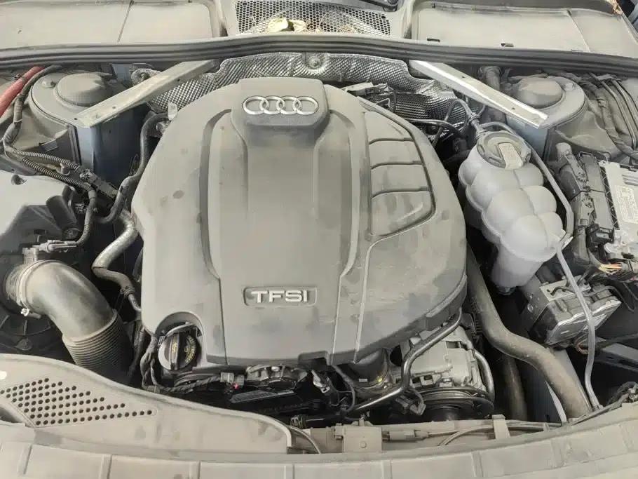 Audi A4L 2022 40 TFSI quattro RS Package (Sports Edition) — миниатюра 10